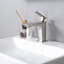 Robinet de salle de bain carré-48191520