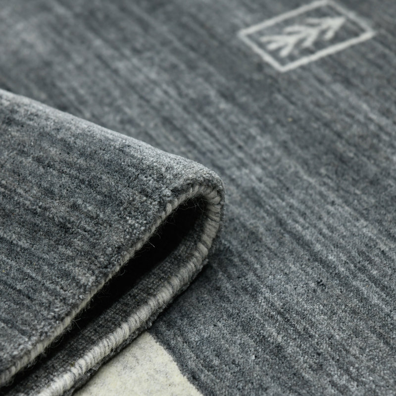 Handmade Gray Stripe Wool Viscose 4' x 6' Area Rug