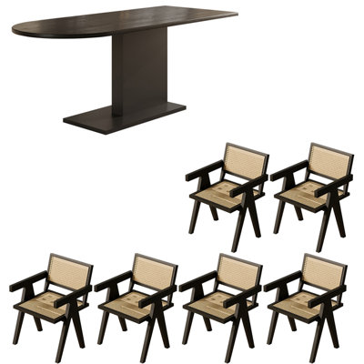 Ensemble de table à manger en bois massif de style français rétro.