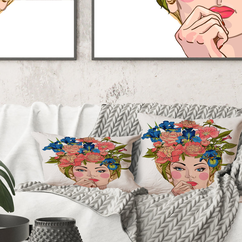 Portrait d'une femme avec une guirlande de fleurs rouges II - Coussin décoratif imprimé moderne