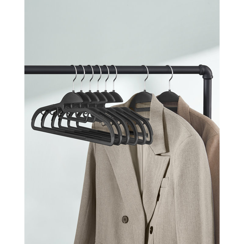 Subira Non-Slip Standard Hanger