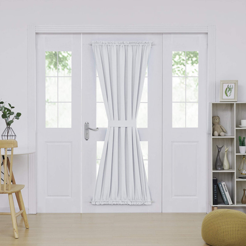 Rideau simple occultant et isolant Penryn, l 54 po x L 72 po, Blanc grisâtre clair