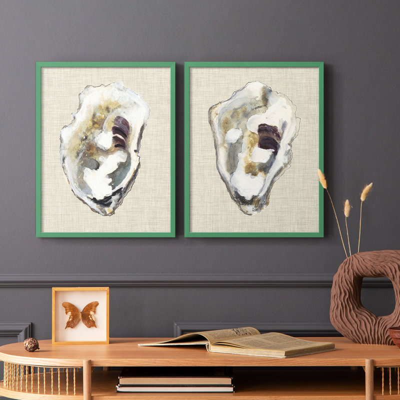 «Oyster Shell Study I», reproduction encadrée de qualité supérieure - prête à être accrochée - aucun clou requis - aucun clou requis