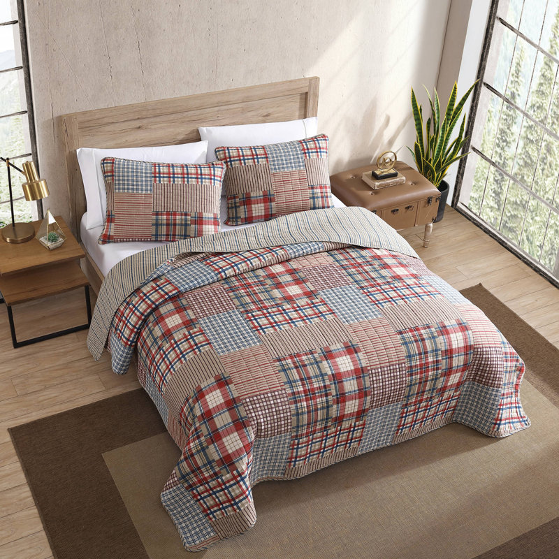 Full/Queen Reversible Cotton Patchwork Quilt Set in Brown