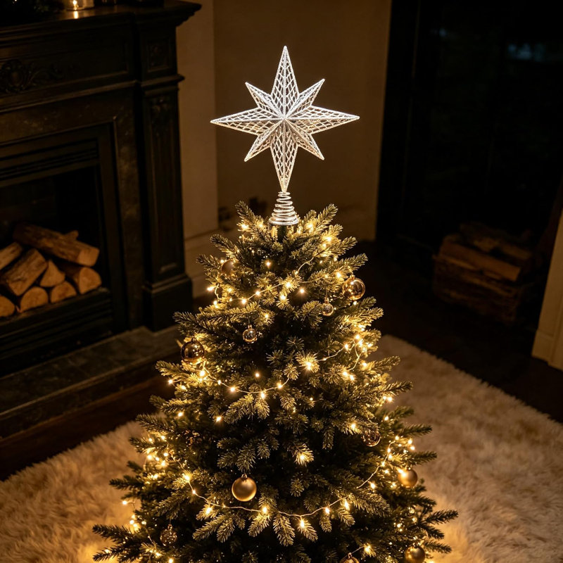 Décoration d'arbre de Noël en métal argenté creux en forme d'arbre de Noël