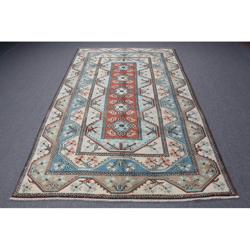 Experience Turkish Elegance with This Handmade Traditional Design Rug Perfect for Boho Decor