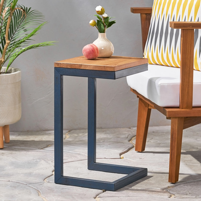 Petite table d'appoint, H 19 po x l 10,25 po x P 12,75 po
