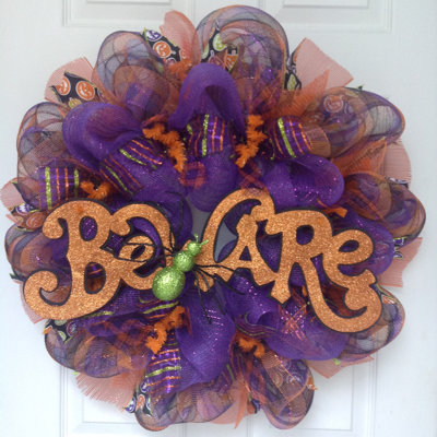Halloween Wreath Beware with Spider
