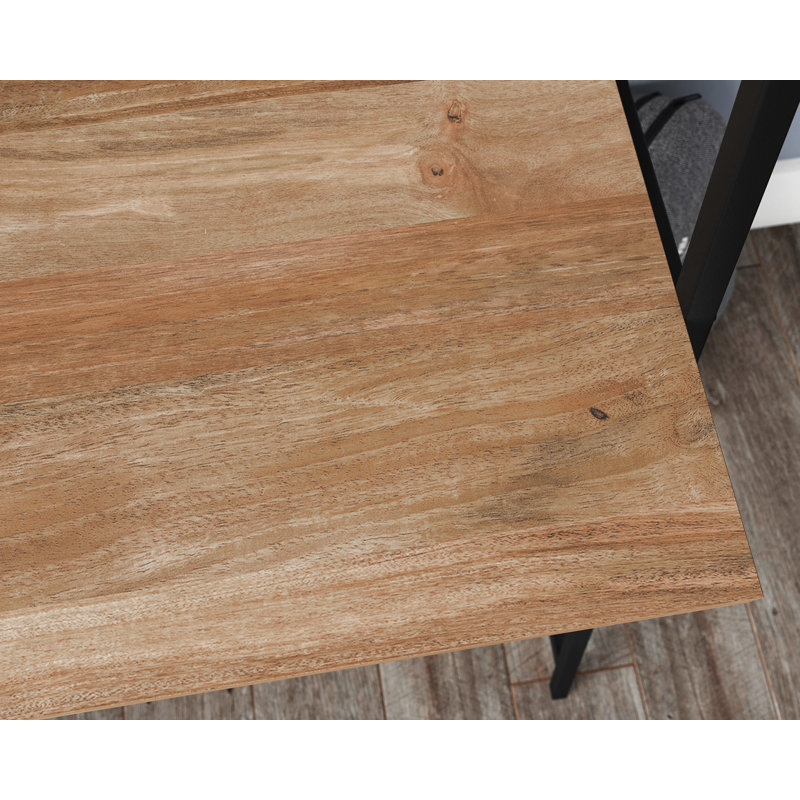Bureau d'ordinateur moderne avec huche pour bureau
