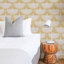 Papier peint «Feather Flock» par Genevieve Gorder-935997911