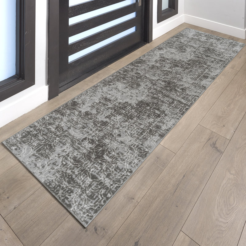 Tapis intérieur / extérieur en polyester doux à motif géométrique gris gaufré Aubepine Thandi - salon et chambre à coucher - gris