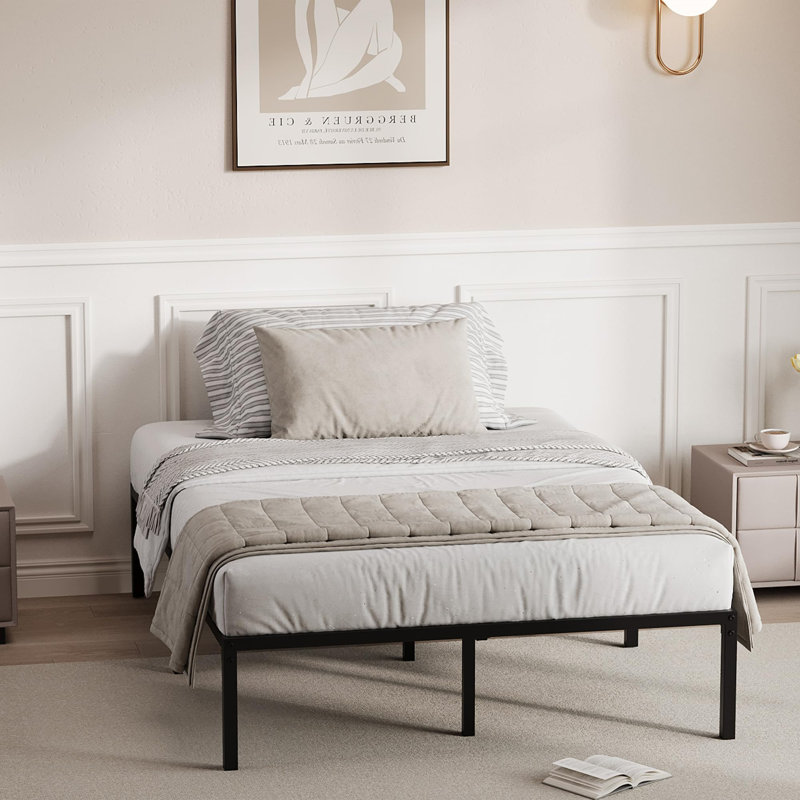 Metal Bed, Double (4'6)