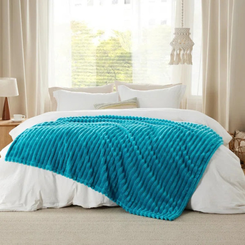 Couverture en flanelle de literie pour les filles, couverture douce et confortable 300 GSM pour dortoir et décoration intérieure, cadeau toutes saisons