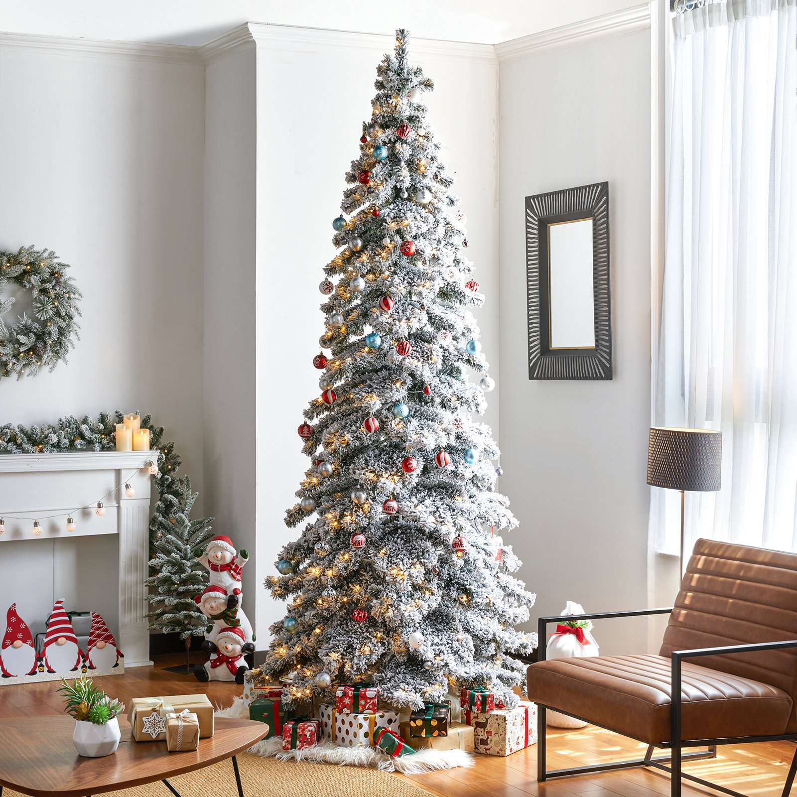 Hersi 9' Pre-Lit Spruce Christmas Tree, 9'