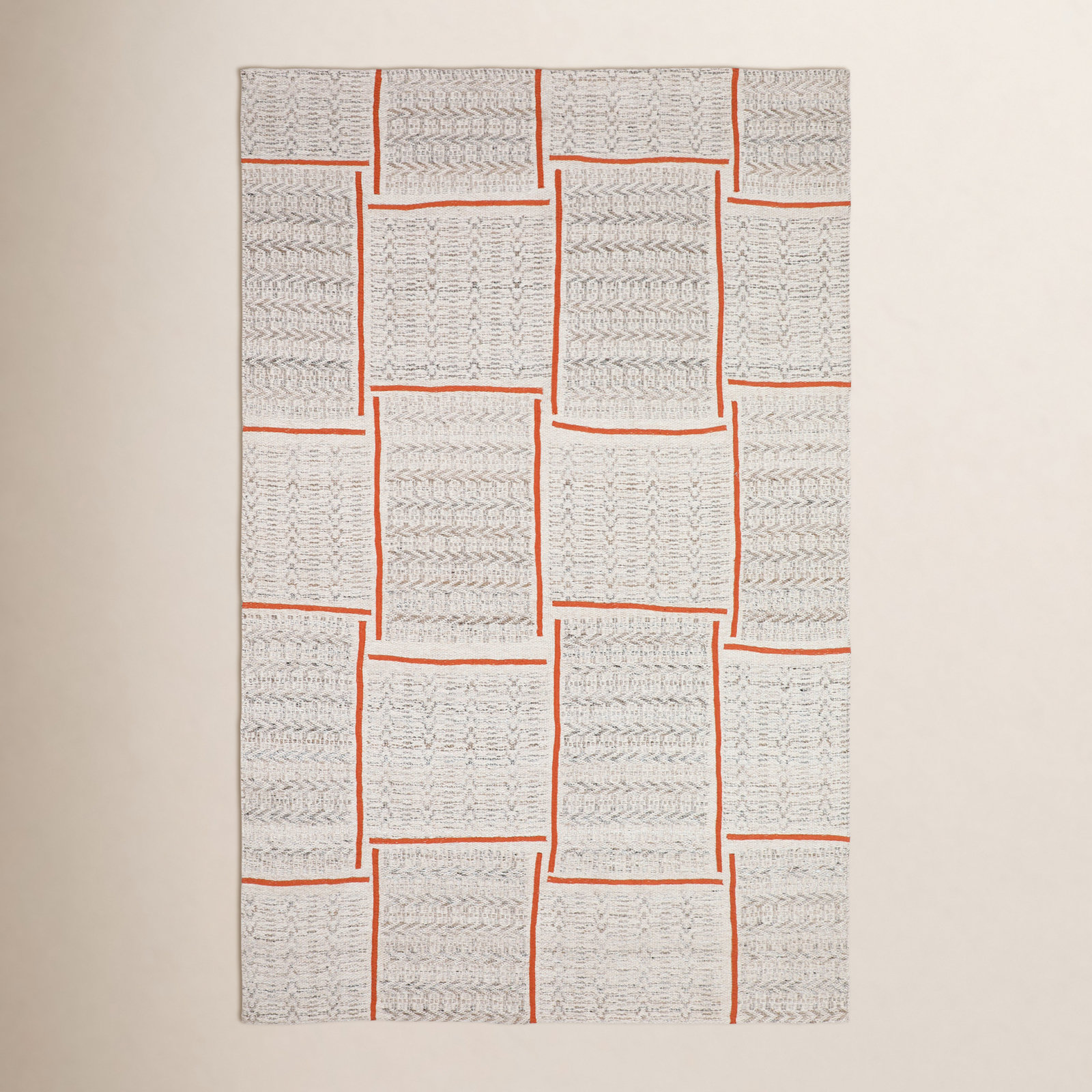 Lenore Plaid Geometric Outdoor Rug, Rectangle 5' x 8'