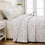 Ensemble de courtepointe d'été brodée 3 pièces avec couvre-lit matelassé ultra doux de Marina Marina Home Bedding-1053531155