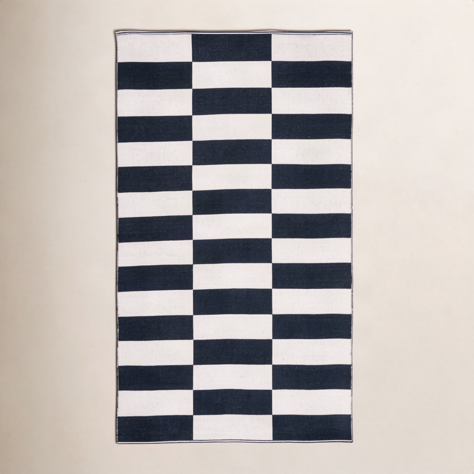 Alvana Black Ivory Hand-Woven Cotton Rug, Rectangle 5' x 8'