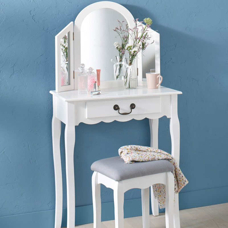 Bergeson Dressing Table with Mirror