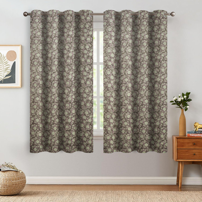 Rideau de fenêtre avec œillets pour salon Amritvella, Mauve clair, L 54 po x L 63 po