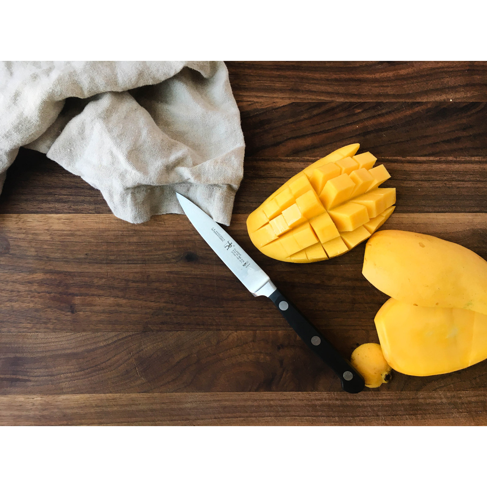 HENCKELS CLASSIC 4-inch Paring/Utility Knife