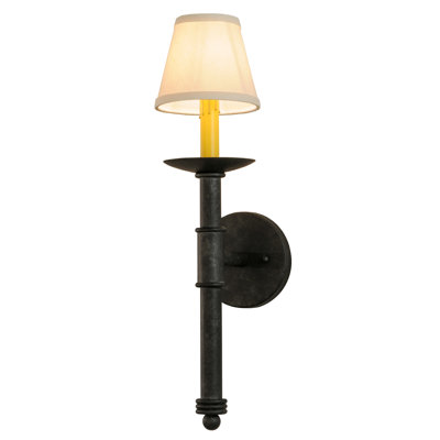 Amada 1 - Light Wallchiere