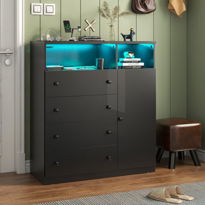 Sanjuana 37.8'' W 4 - Drawer Dresser