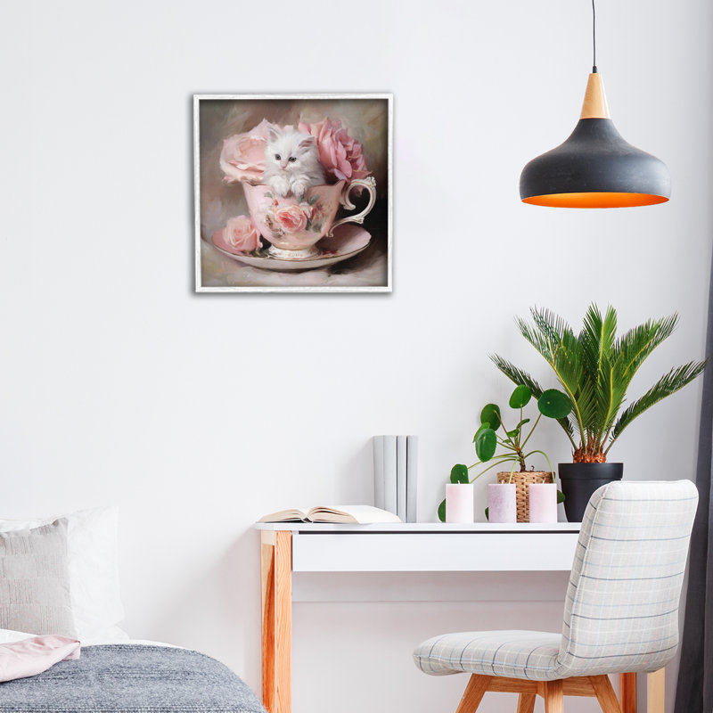 Petite chaton de thé, giclée encadrée, design par Tina LeCour, Giclée encadrée blanc bord de mer, H 12 po x l 12 po