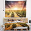 Paysage avec une tapisserie orageuse-28508929