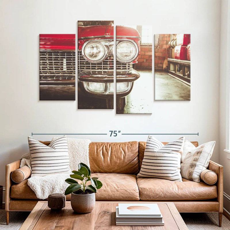Voiture rétro à l'intérieur du garage