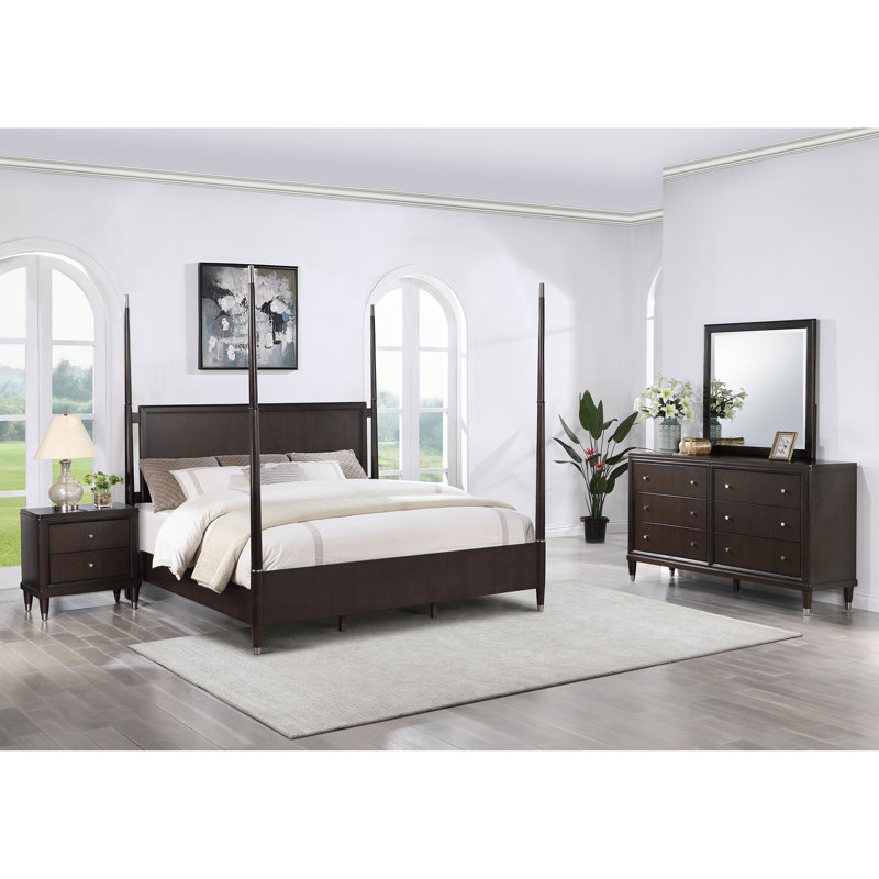 4-piece Poster Bedroom Set