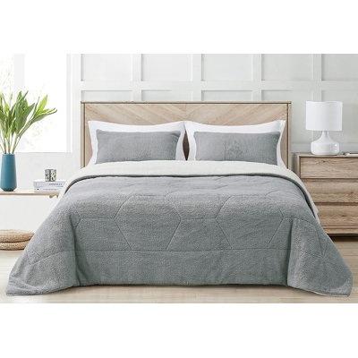Double Sided Sherpa Reversible Comforter Set