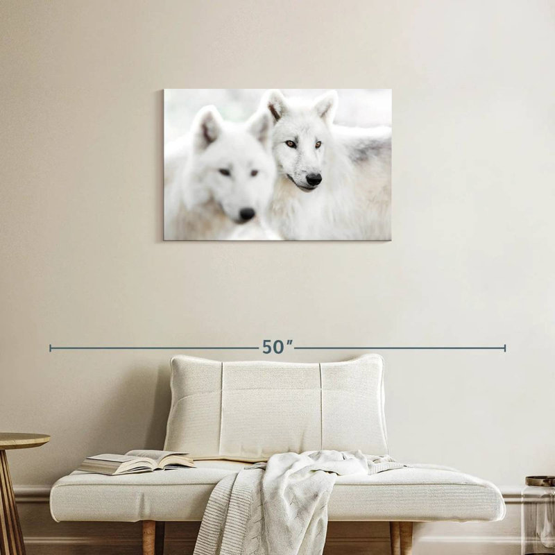 Brampt White Wolf II, 20" H x 30" W