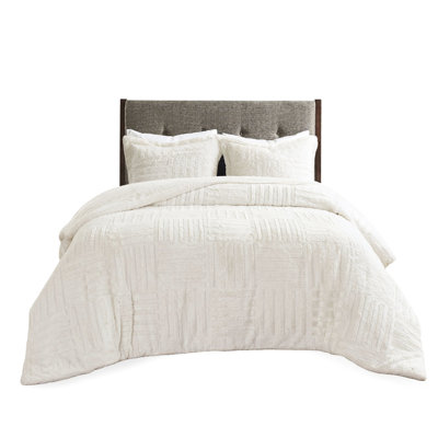 Twin Comforter In Faux Fur With Checkerboard - , Easy To Clean, 2 Shams Warm Design, Machine Washable Of 3