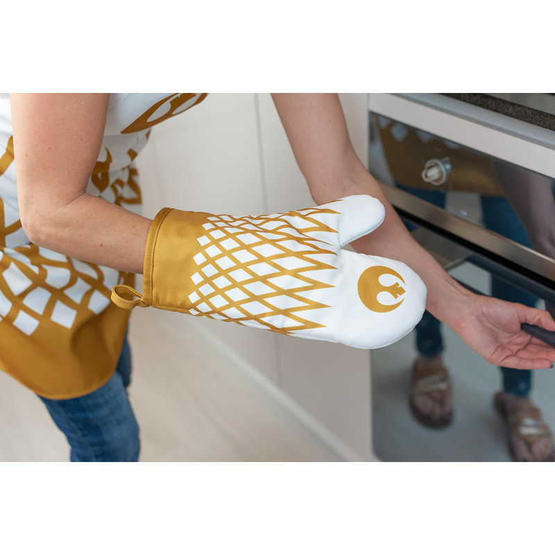 Geometric Apron Sets