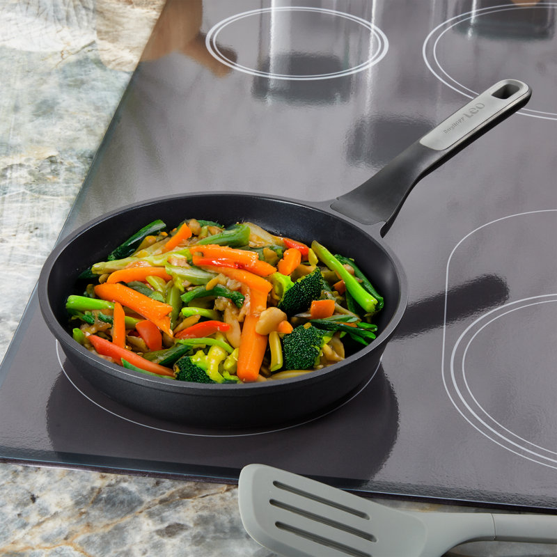 BergHOFF Leo Stone+ 5pc Nonstick Ceramic Specialty Pan Set with Turner, Recycled