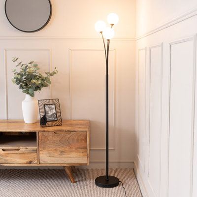 Raitcho 150cm Traditional Floor Lamp