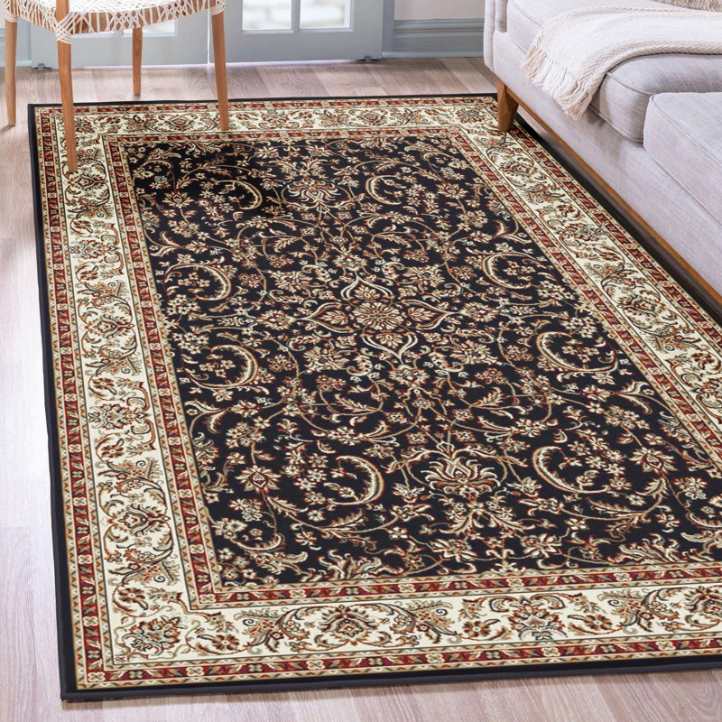Tapis noir à motif floral, Rectangulaire 3 pi 3 po x 5 pi 4 po