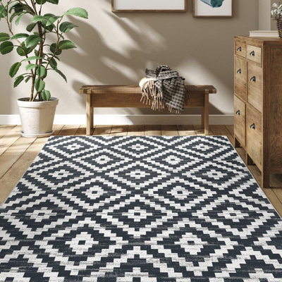 Geometric Machine Washable Rug for Living Room Bedroom Diamond Checkerboard Non-Slip Low Pile Rubber Backing Area Rug for Playroom Office Kitchen Dining Room Dorm and Bedside Decor