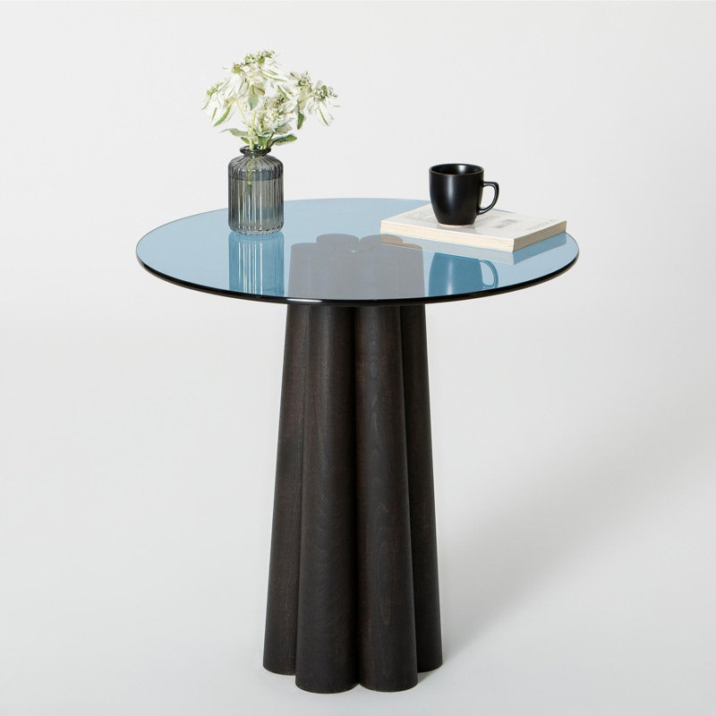 Table basse moderne, plateau 100% verre trempé, structure en hêtre, 19,7 po x 19,7 po x 19,7 po | Conception élégante noire et bleue, démontée pour une livraison facile | Idéal pour les salons contemporains et les espaces élégants