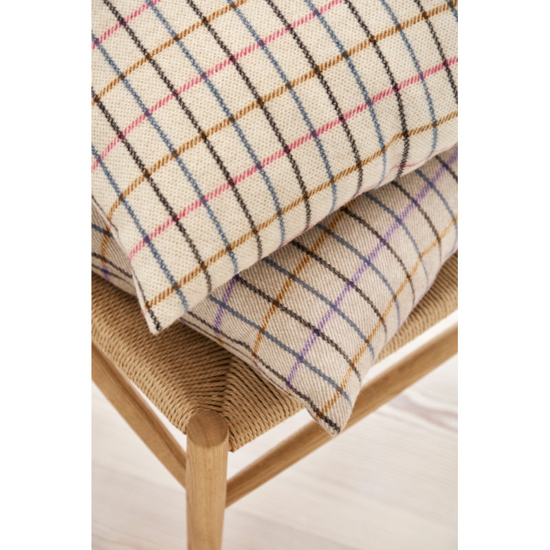 J83 Accent Stool, Nature