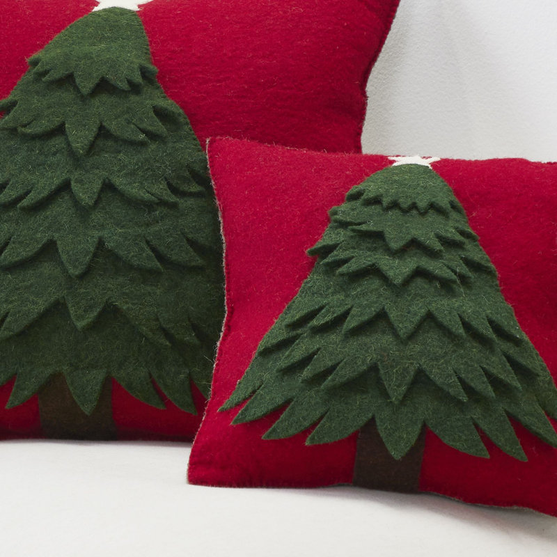 Coussin de Noël fait à la main en laine feutrée à la main - arbre - 20 po, Rouge / vert