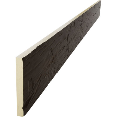 Planche de poutre en faux bois endurée à la main