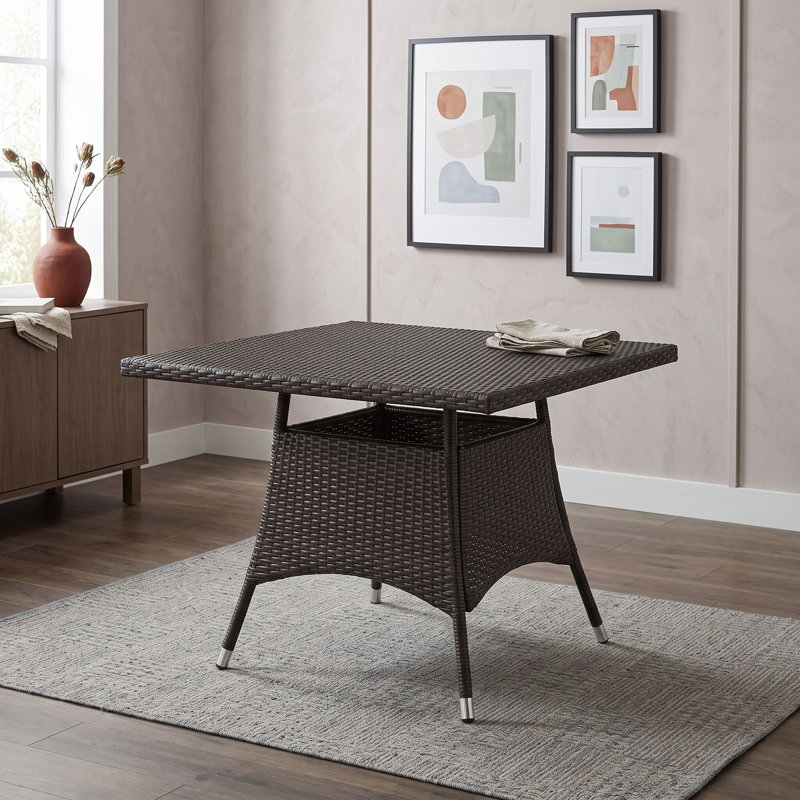 Table à manger avec plateau