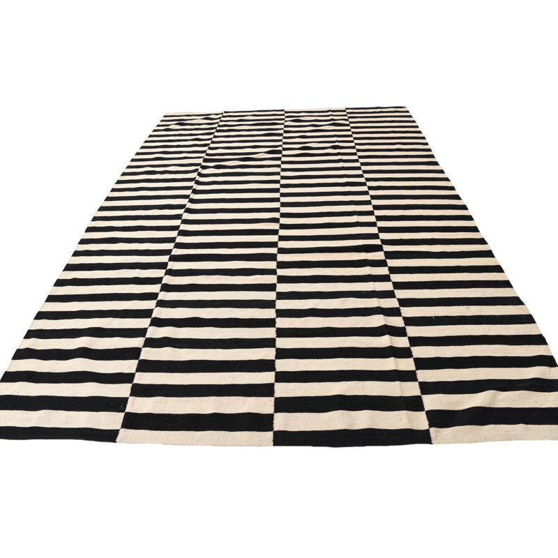 Ohlson Black and White Rug