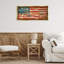 «Patriotic Collage Flag», art mural encadré flottant doré par Kelsey Hochstatter-855988007-855988001