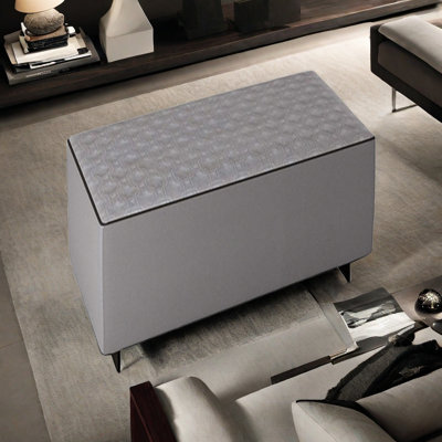 Banc de bout de lit italien minimaliste
