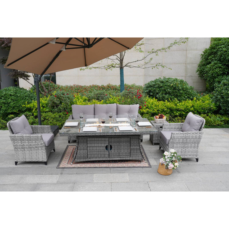 Ensemble de conversation en osier / rotin pour 5 personnes avec coussins Aerolyn, Gris