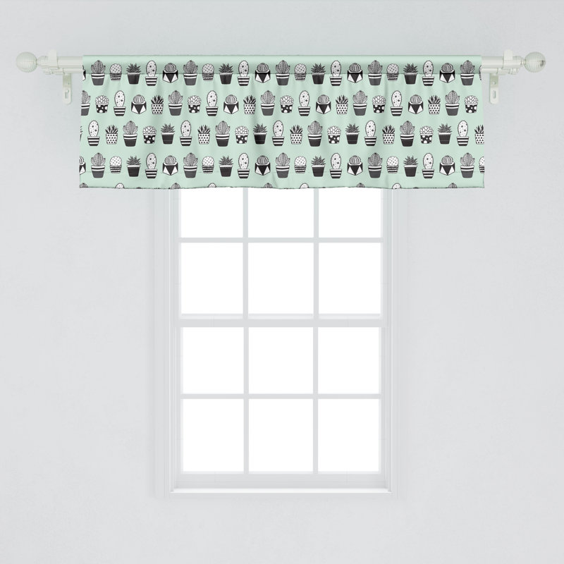 Ensemble de 2 mini cactus en pot à motif géométrique vert menthe et gris anthracite, L 54 po x L 12 po