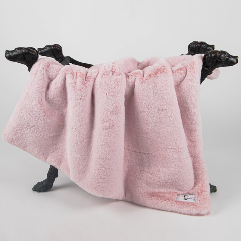 Couverture en polyester pour chien Divine Plus, 59 po x 59 po, Rougir