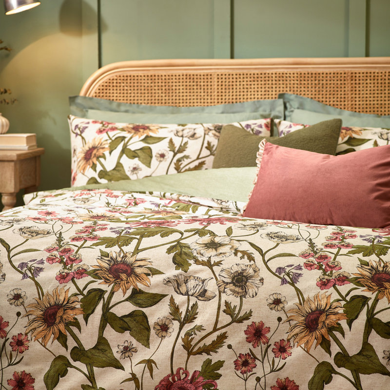 Wallflower Polyester Floral Duvet Cover Set with Pillowcases Included, Super King - 2 Standard Pillowcases